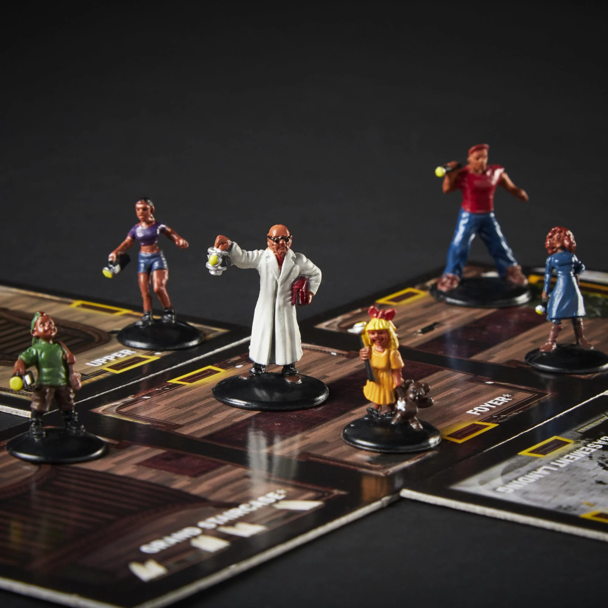 Avalon Hill Betrayal at The House on The Hill Second Edition Cooperative Board Game - Image 5