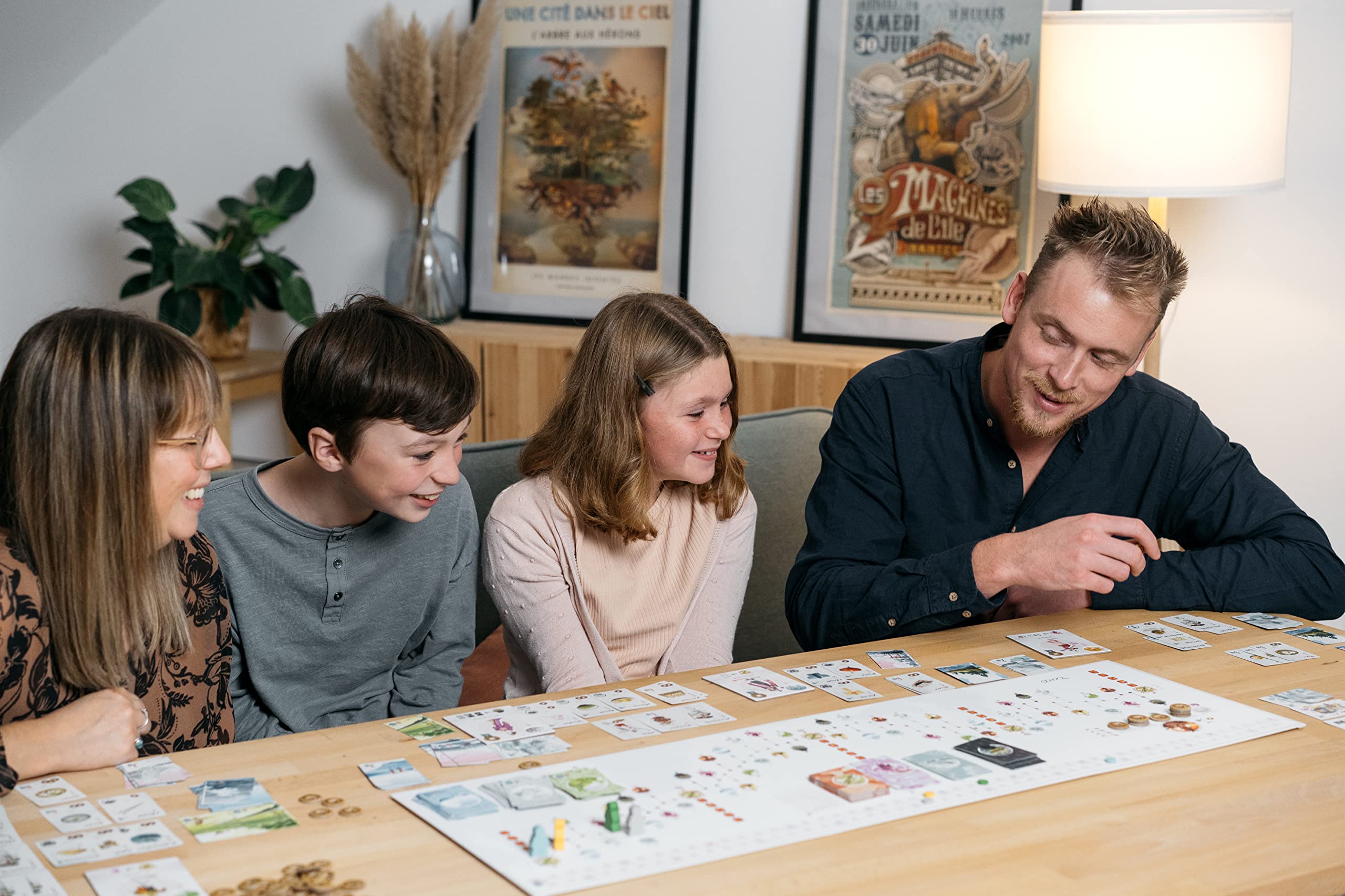 Fun Forge Tokaido Strategy Travel Adventure Board Game - Image 5
