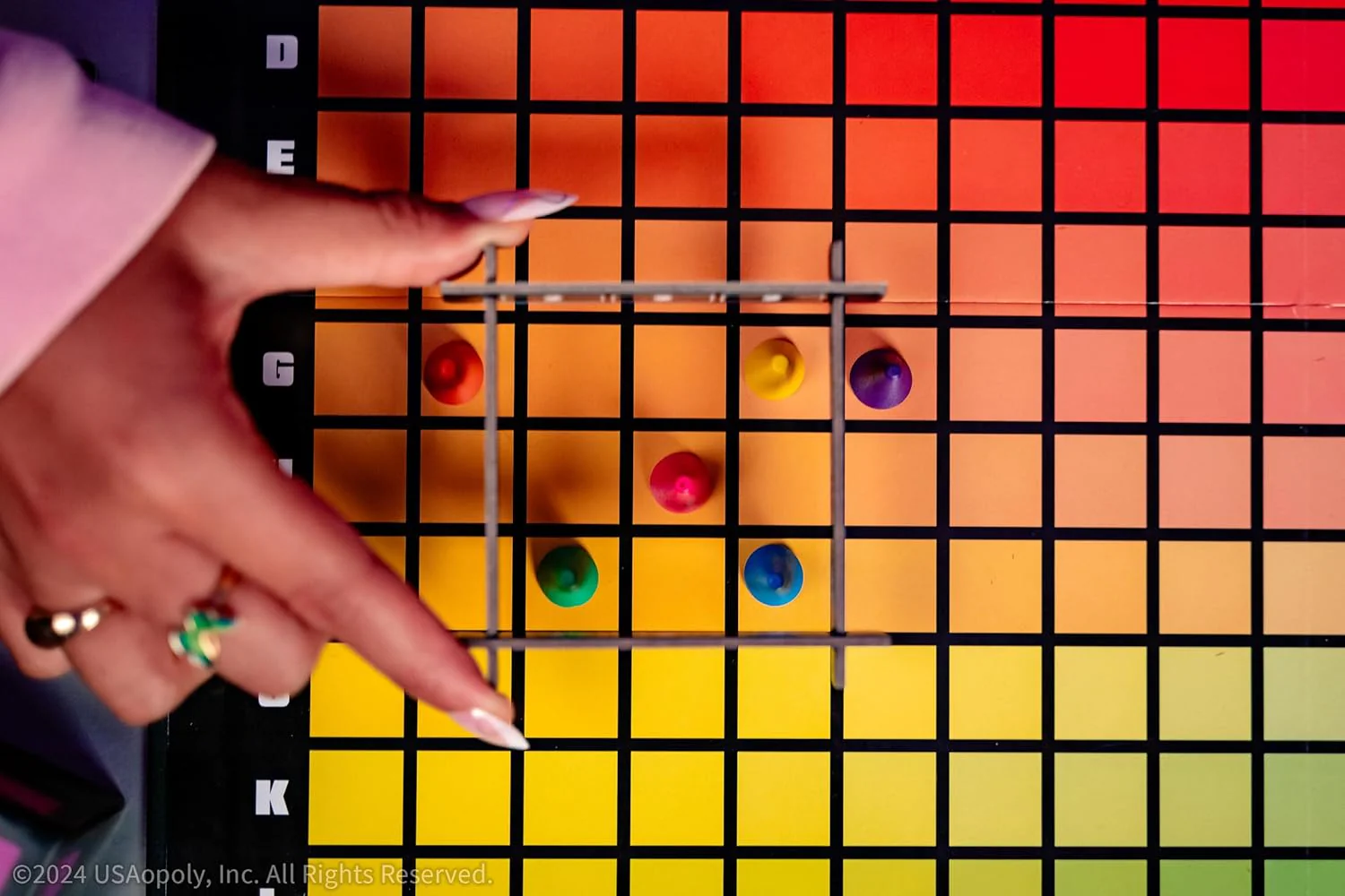 Hues and Cue - Vibrant Color Guessing Board Game for 3-10 Players Ages 8+ Connect Clues and Guess from 480 Color Squares - Image 12