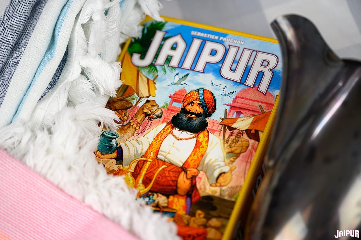 Jaipur Board Game Fast-Paced Duel of Merchants! Strategic Trading and Market Gameplay - Image 6