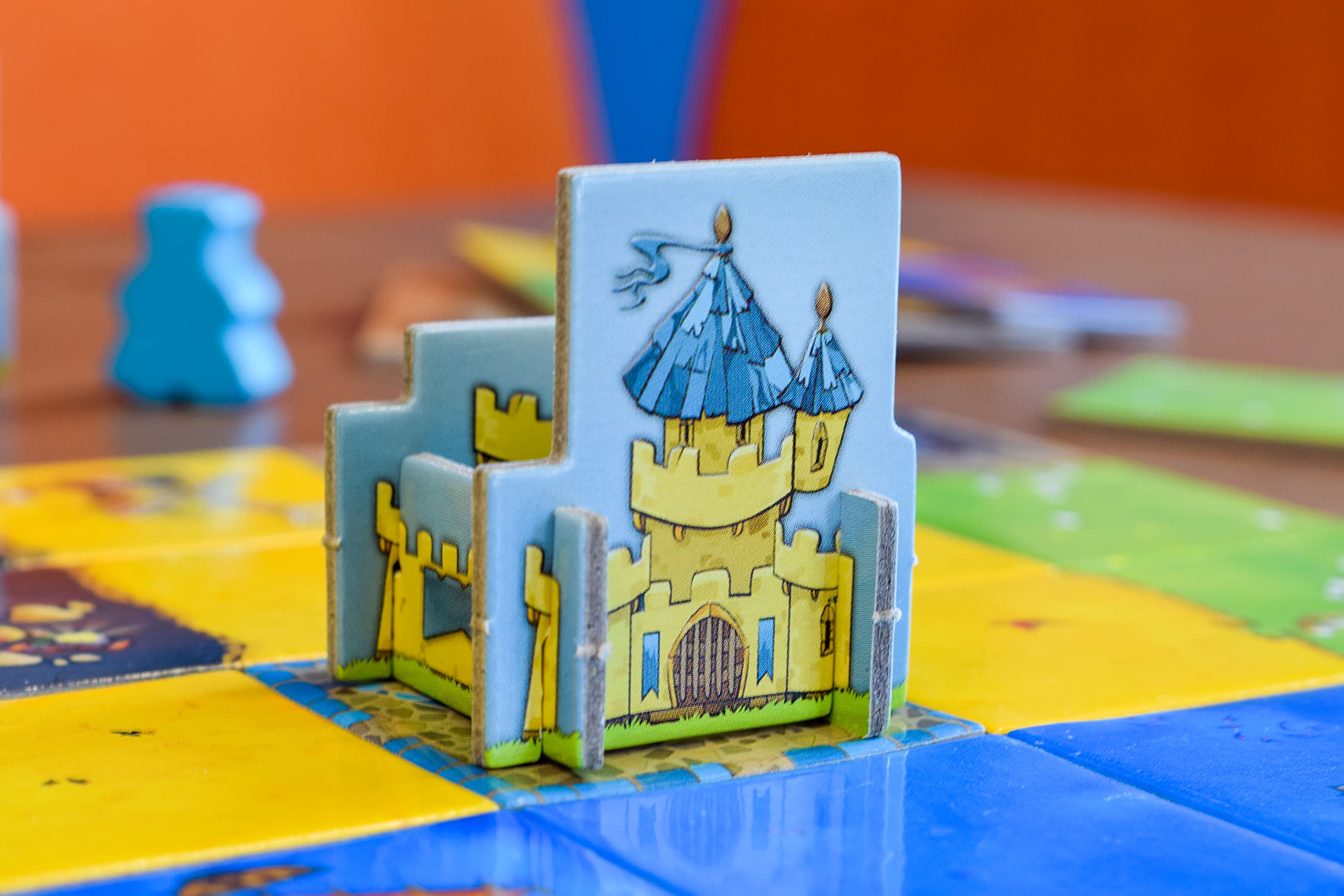 Kingdomino Award Winning Family Strategy Board Game - Image 4