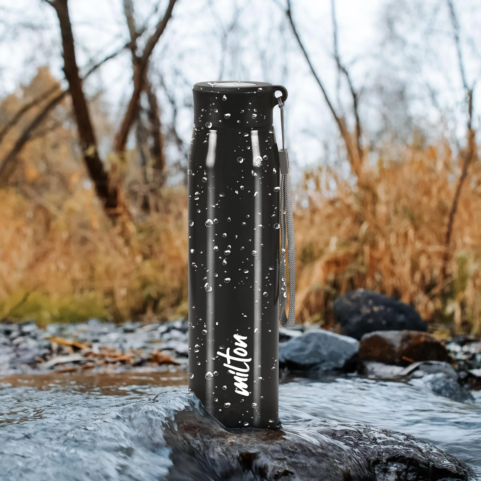 Milton Handy 850 Stainless Steel Water Bottle, 780 ml water bottles, Single walled, Leak-Proof, Rust-free Steel Bottle, Easy Grip, Easy to Carry, Travel Bottle, Black - Image 6