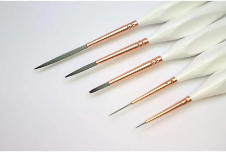 Mont Marte Detail & Liner Taklon Brush Set (Set of 5, White) - Image 7