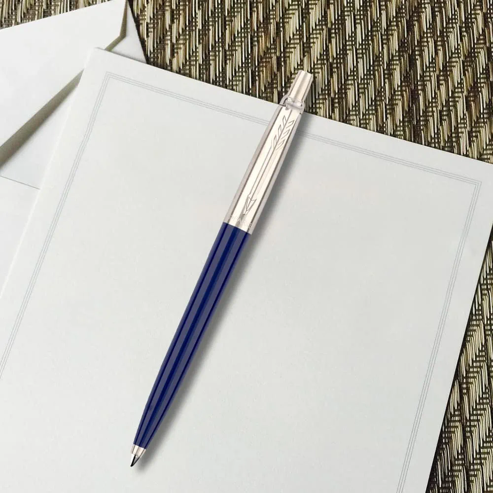 Parker Jotter Standard Chrome Trim Ball Pen - Image 3