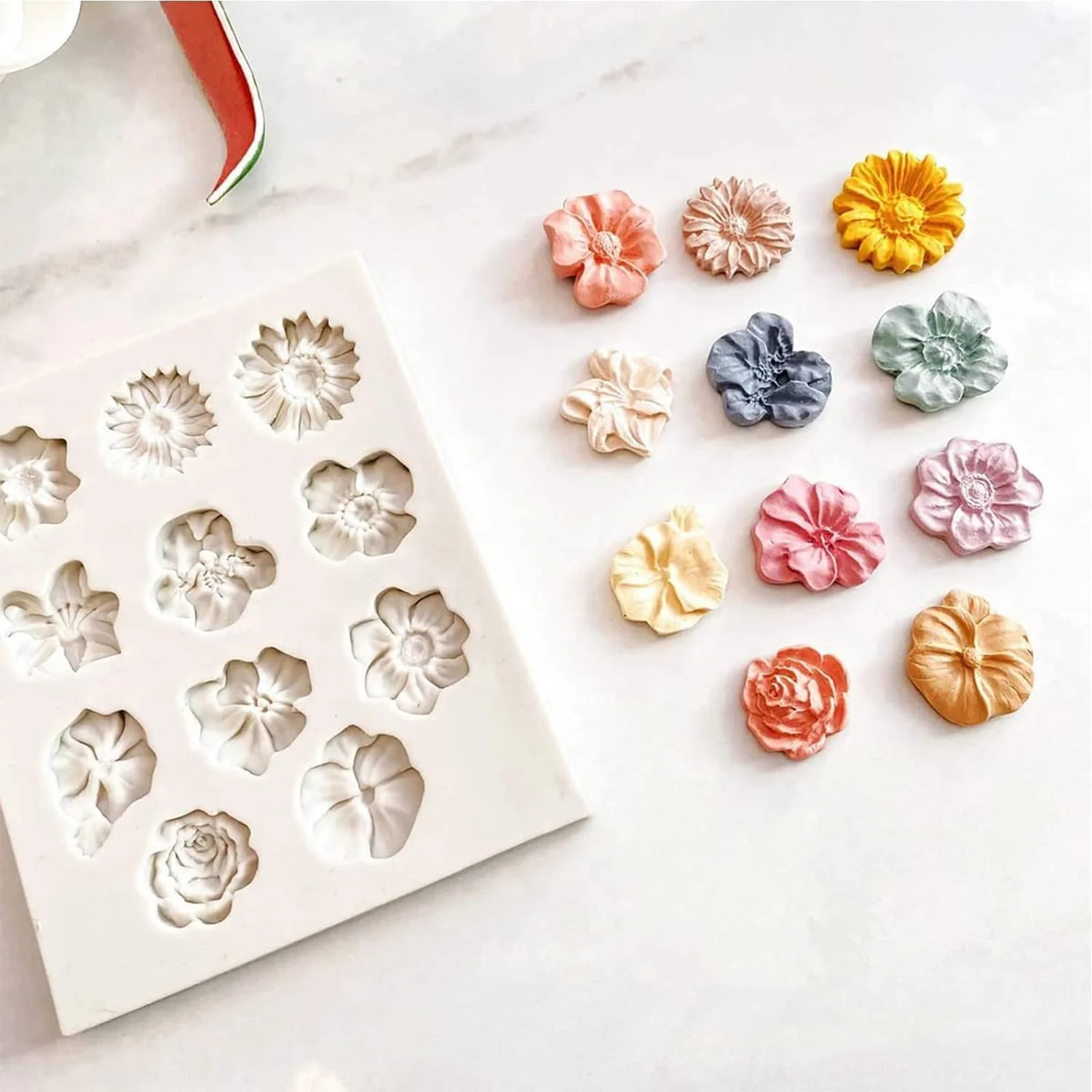 Silicone Mould 11 Cavity Flower Fondant - Image 3