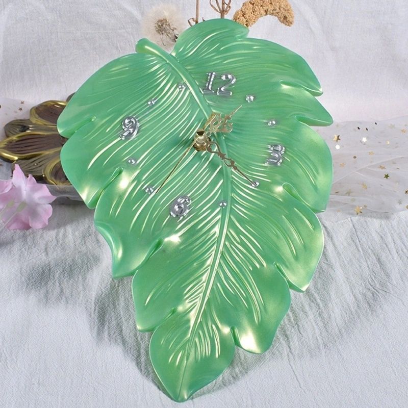 Silicone Mould Leaf Clock - Image 3