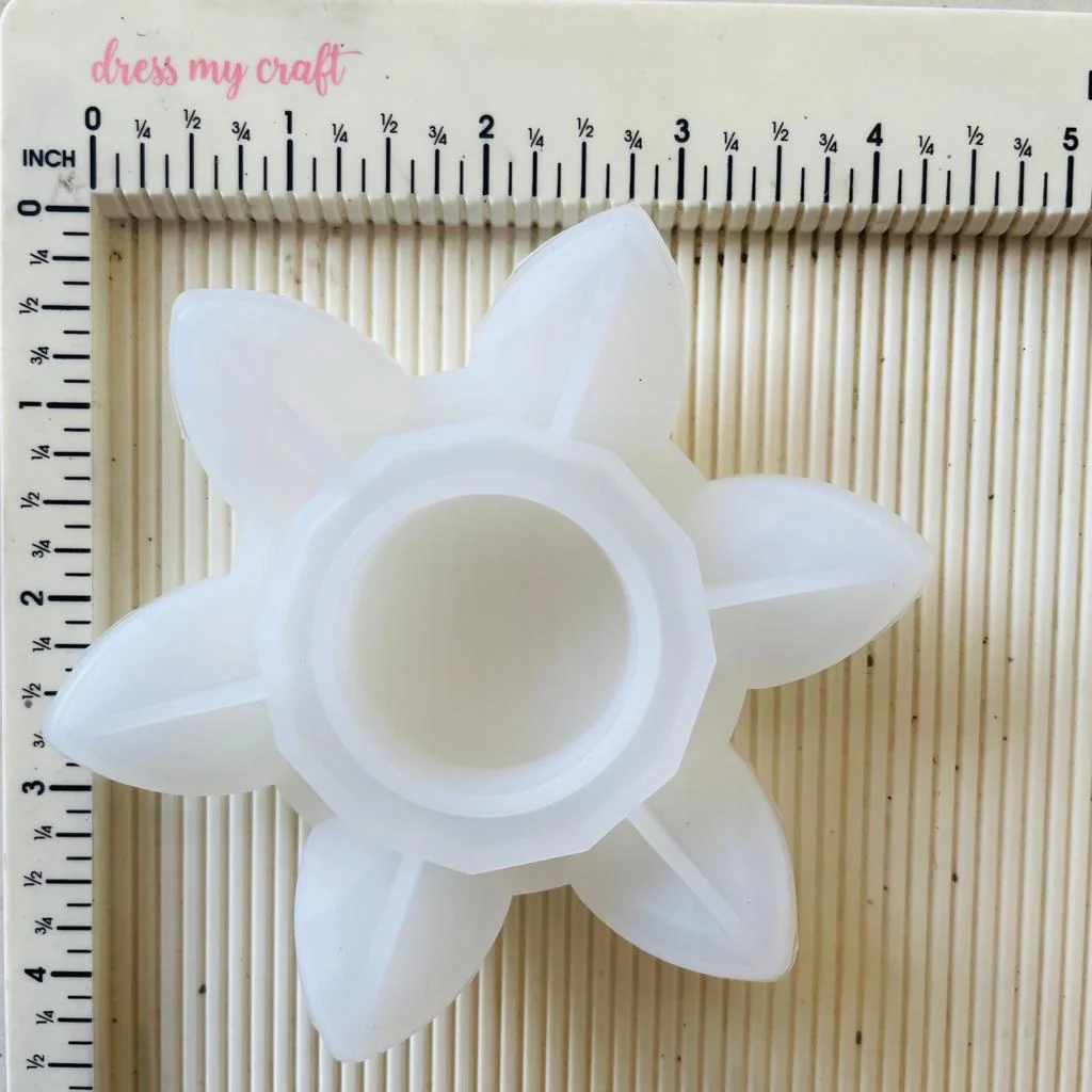 Silicone Mould Lotus Candle Holder - Image 2