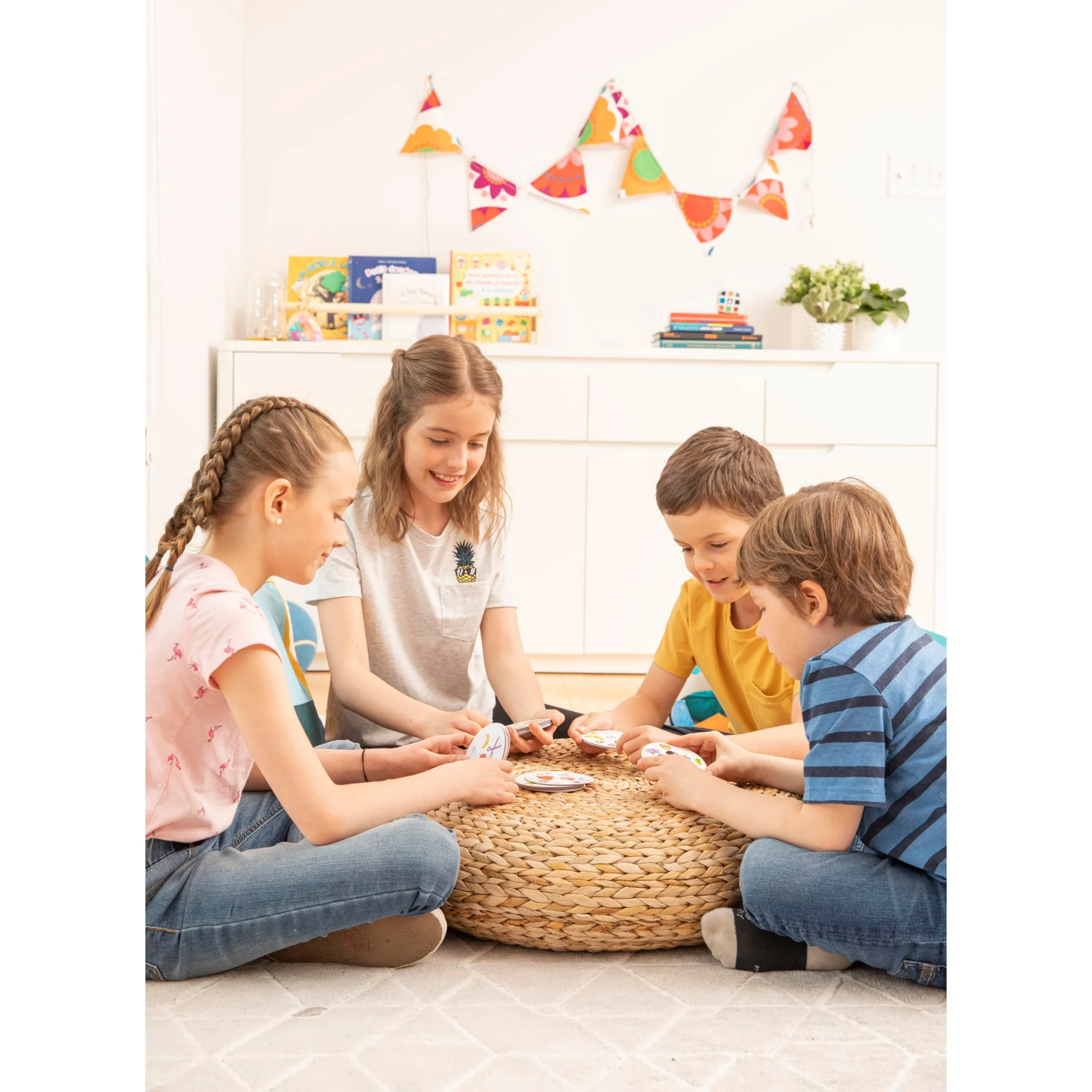 Spot It! Dobble Basic English Card Game - Image 4
